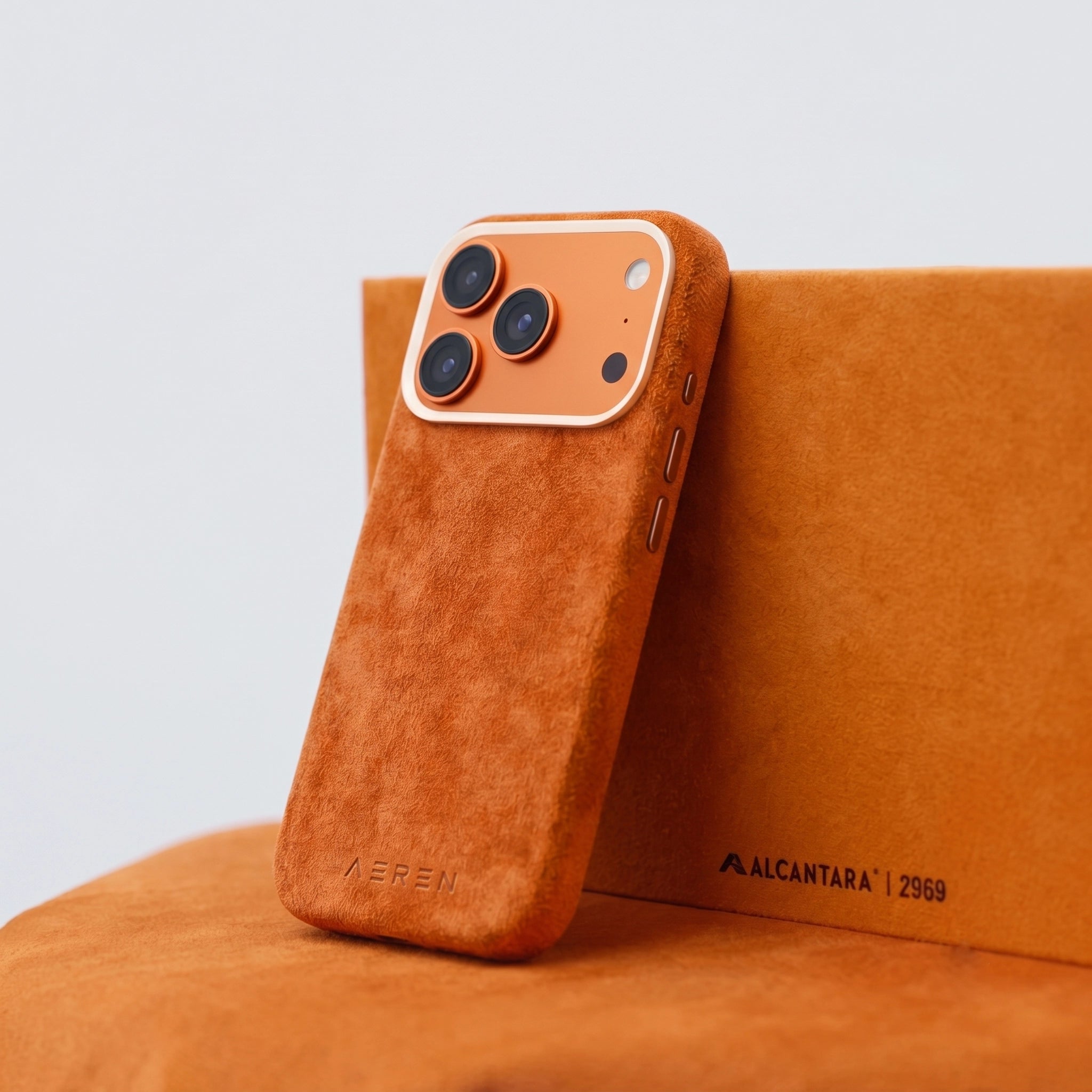 iPhone 17 Pro - Alcantara Case
